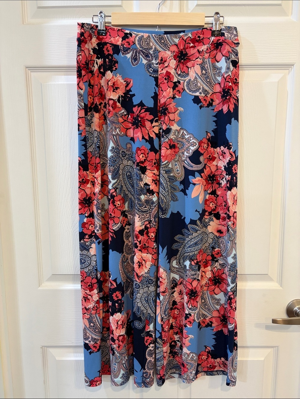 NWT Floral Blue & Pink Pants Wide Leg Cato